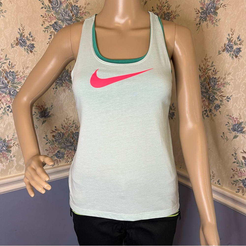 Nike Dri-Fit Green Tank Top W/Built In Sports Bra, Size M